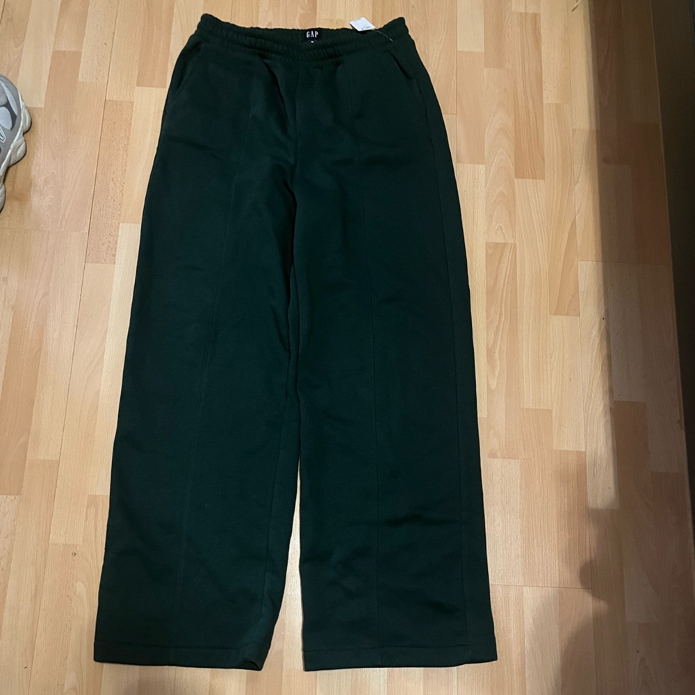 GAP Deep Green Sweatpants